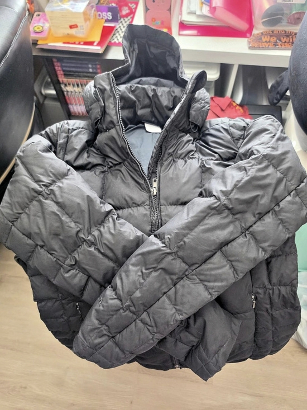 Patagonia Down Sweater Hoody Black Puffer Jacket Medium